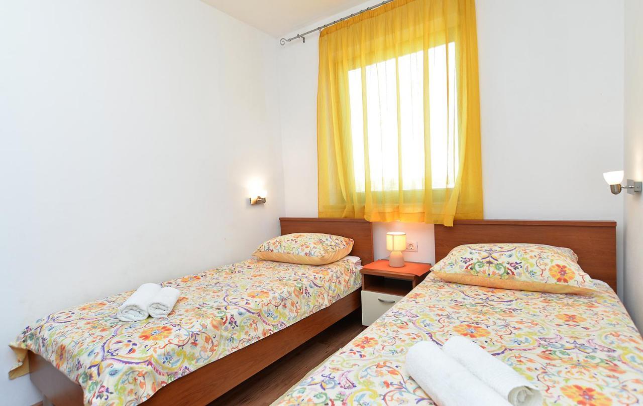 Apartment Jadranko 1761 ペロイ エクステリア 写真